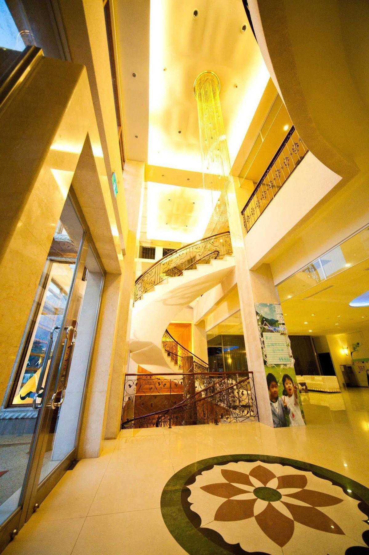 We Resort Sun Moon Lake Exterior foto